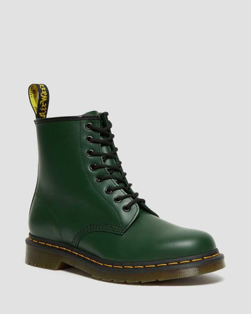 DR. MARTENS- WOMEN'S 1460 PASCAL VIRGINA